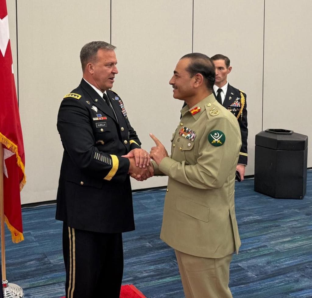 Featured image for: Pakistan's Army Chief Strengthens U.S. Ties with Key Military Talks and Invitation Pakistan's Army Chief Strengthens U.S. Ties with Key Military Talks and Invitation