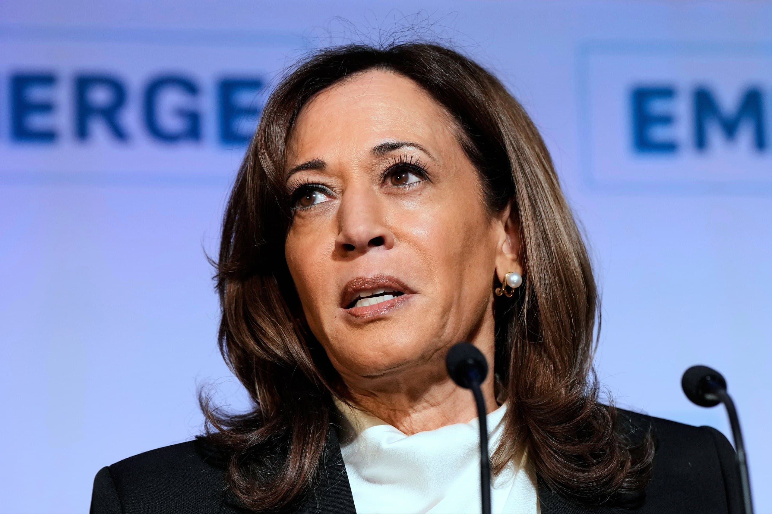 Featured image for: LAPD Halts Security for Kamala Harris After Union Criticism LAPD Halts Security for Kamala Harris After Union Criticism