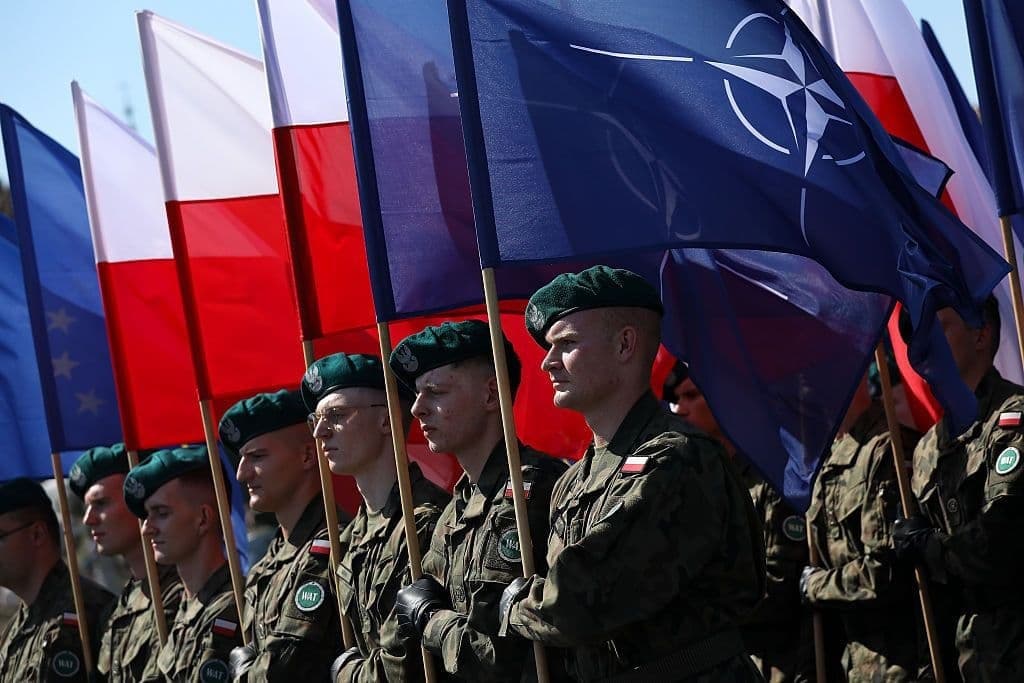 Featured image for: Polish President signs resolution for NATO troop deployment in Poland Polish President signs resolution for NATO troop deployment in Poland