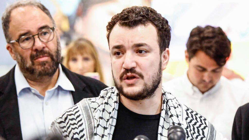 Featured image for: US immigration judge orders deportation of activist Mahmoud Khalil US immigration judge orders deportation of activist Mahmoud Khalil