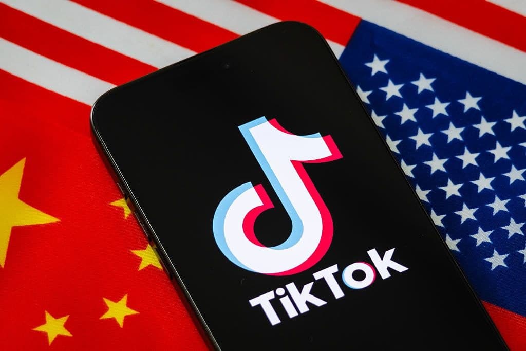 Featured image for: TikTok's US assets to be sold to American ownership group, Oracle to control algorithm TikTok's US assets to be sold to American ownership group, Oracle to control algorithm