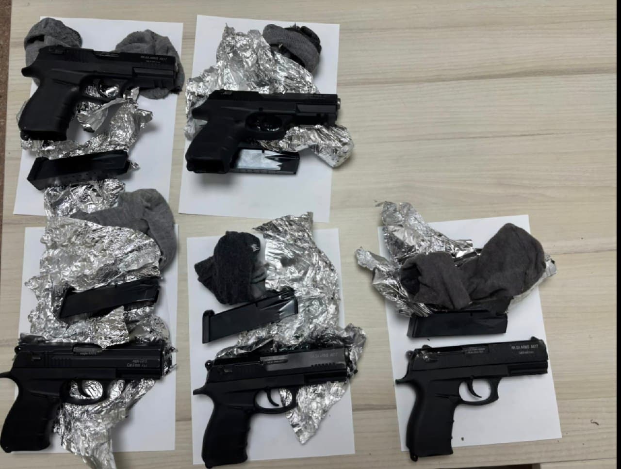 Featured image for: Israeli Army intercepts smuggling operation, detains two suspects Israeli Army intercepts smuggling operation, detains two suspects