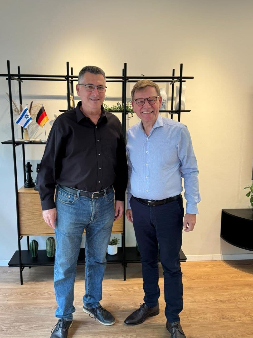 Featured image for: German Foreign Minister Wadephul meets Israeli counterpart Sa'ar to discuss bilateral ties and Trump's Gaza Plan German Foreign Minister Wadephul meets Israeli counterpart Sa'ar to discuss bilateral ties and Trump's Gaza Plan