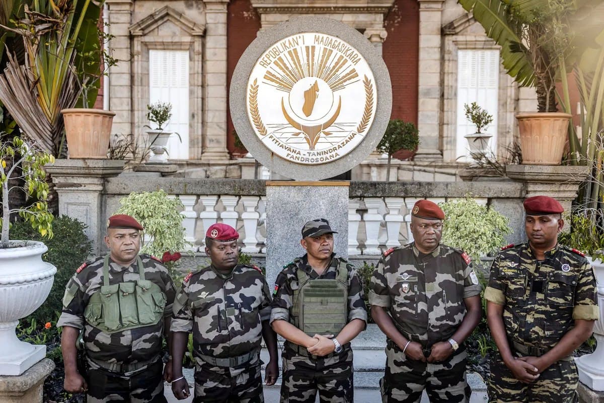 Featured image for: Elite military unit CAPSAT seizes power in Madagascar, exiles President Rajoelina Elite military unit CAPSAT seizes power in Madagascar, exiles President Rajoelina