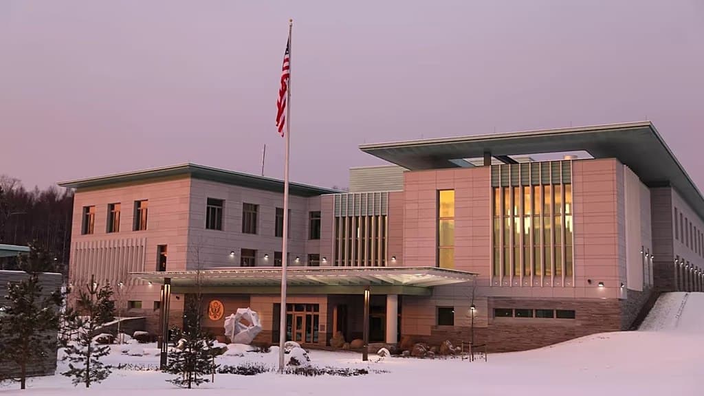 Featured image for: Former US embassy guard in Norway convicted of spying for Russia and Iran Former US embassy guard in Norway convicted of spying for Russia and Iran