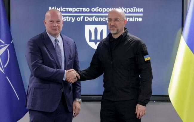 Featured image for: US Ambassador to NATO Matthew Whitaker visits Kyiv to support Ukraine US Ambassador to NATO Matthew Whitaker visits Kyiv to support Ukraine