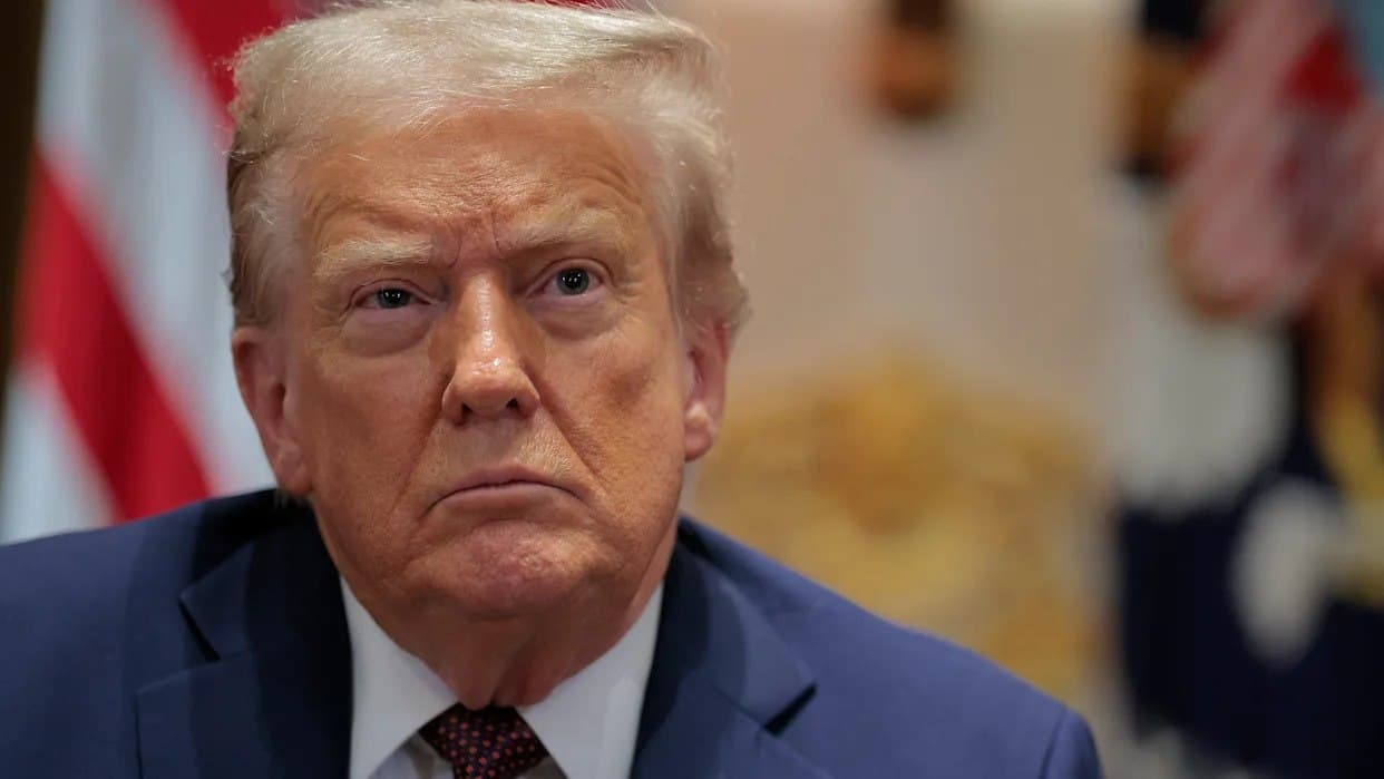 Featured image for: Trump issues full pardons to 77 individuals contesting 2020 election Trump issues full pardons to 77 individuals contesting 2020 election