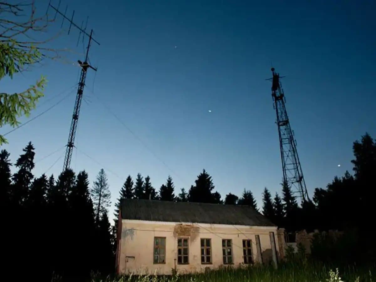 Featured image for: Russia's UVB-76 'Doomsday' Station Goes Silent Due to Power Outage Russia's UVB-76 'Doomsday' Station Goes Silent Due to Power Outage