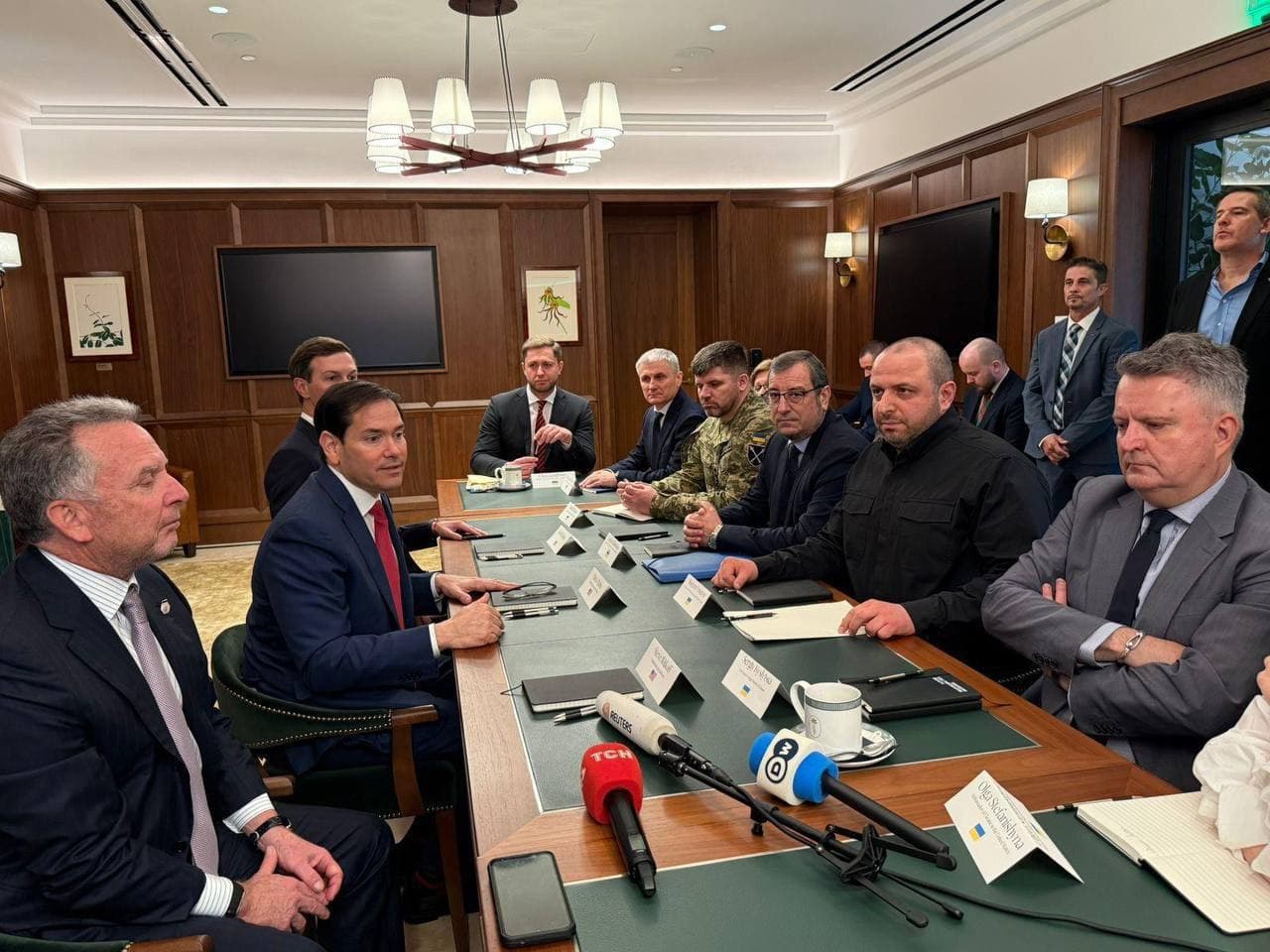 Featured image for: Ukrainian-US peace talks begin in Florida with high-level delegation Ukrainian-US peace talks begin in Florida with high-level delegation