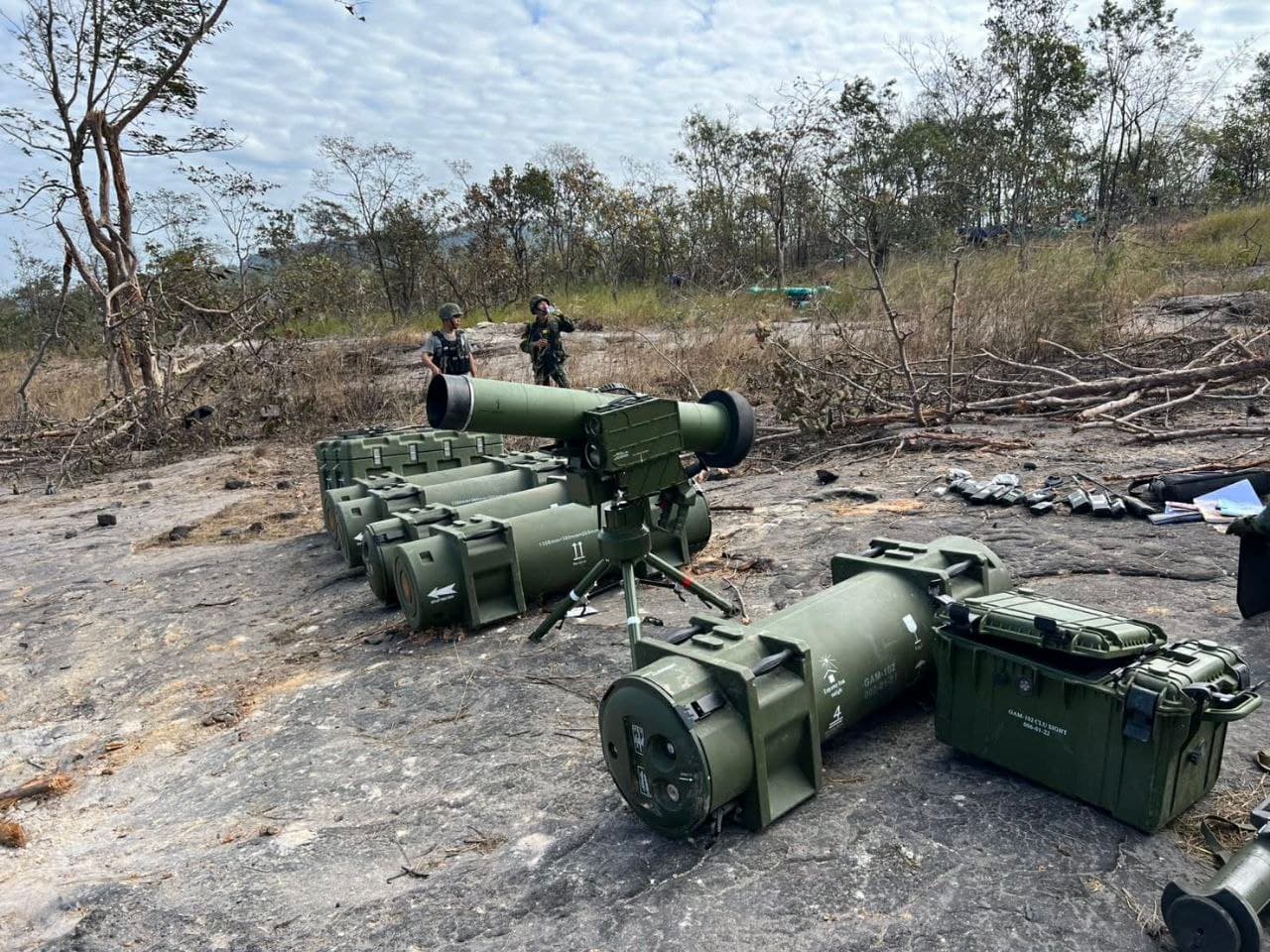 Royal Thai Army seizes Chinese-made GAM-102LR missiles on Hill 677