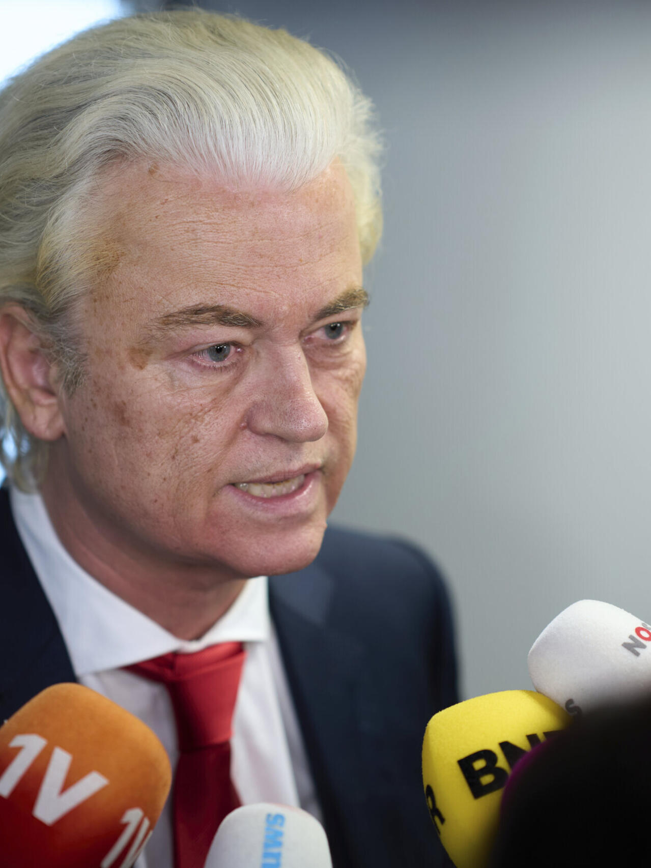 Image for Geert Wilders Vows to Halt Asylum Claims for Four Years in Netherlands