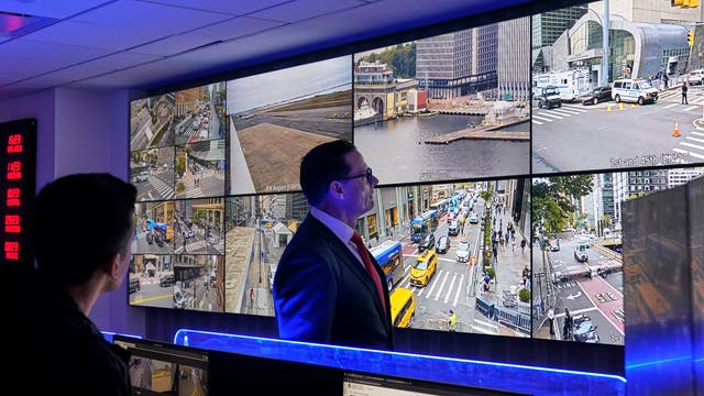 Image for U.S. Secret Service dismantles 300 SIM servers with 100,000 SIM cards in NYC