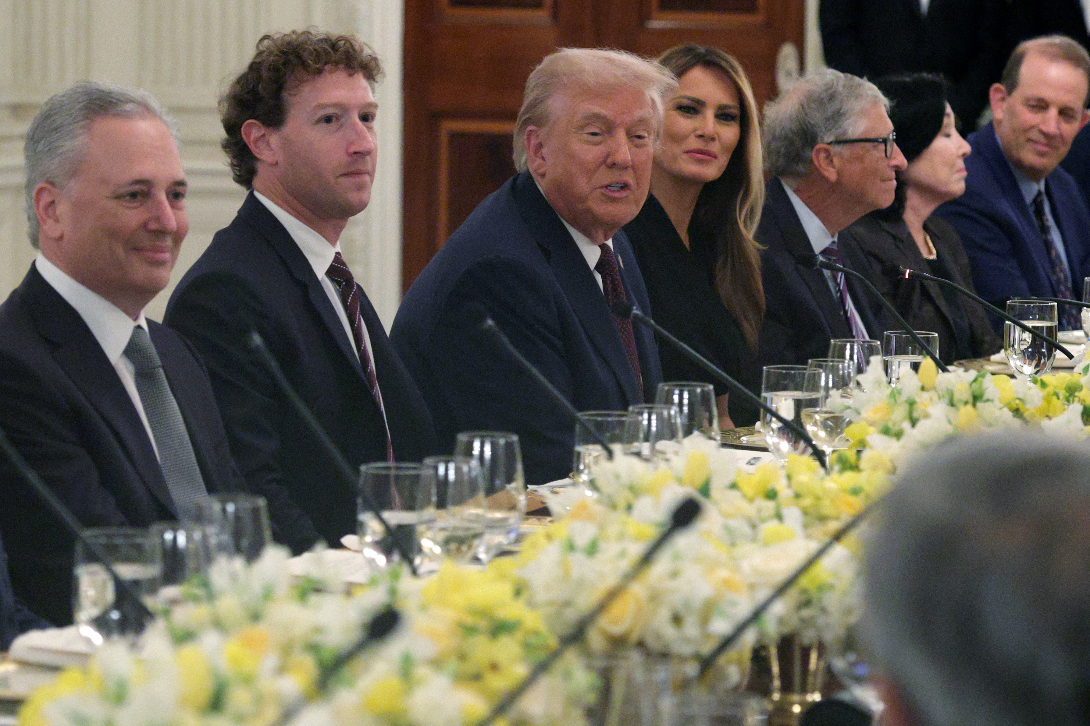 Image for Trump to host private dinner with CEOs of major financial firms tonight