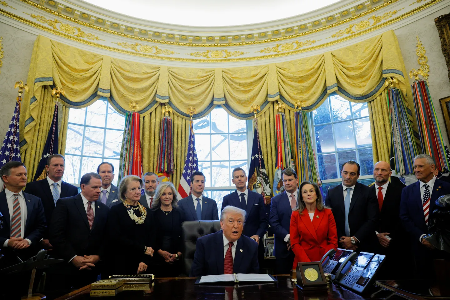 Trump scraps Biden's fuel-economy standards