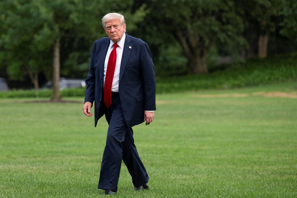 Image for Trump shifts focus to humanoid robotics and artificial intelligence