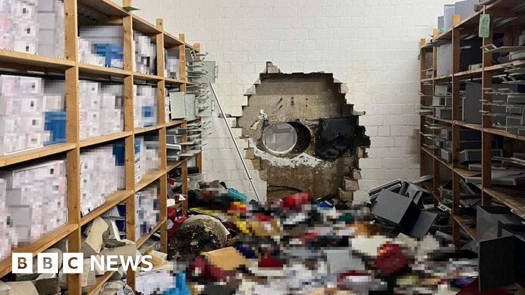 Image for Thieves steal approx €30m in cash and valuables from bank in Germany