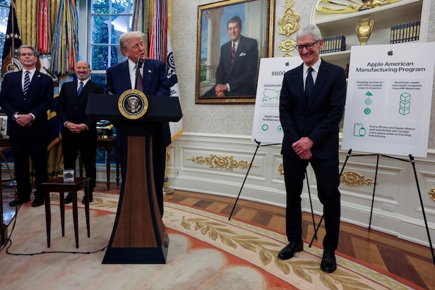 Image for U.S. Set to Impose 100% Tariffs on Chips, Threatening Global Tech Supply Chain