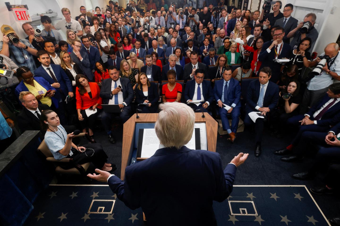 Image for Trump Delays Press Conference with Putin to Speak with Zelensky Amid Tensions