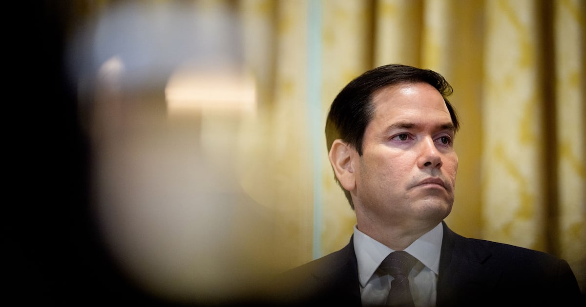 Image for Breaking: State Department Revokes 6,000 Student Visas Amid Scrutiny