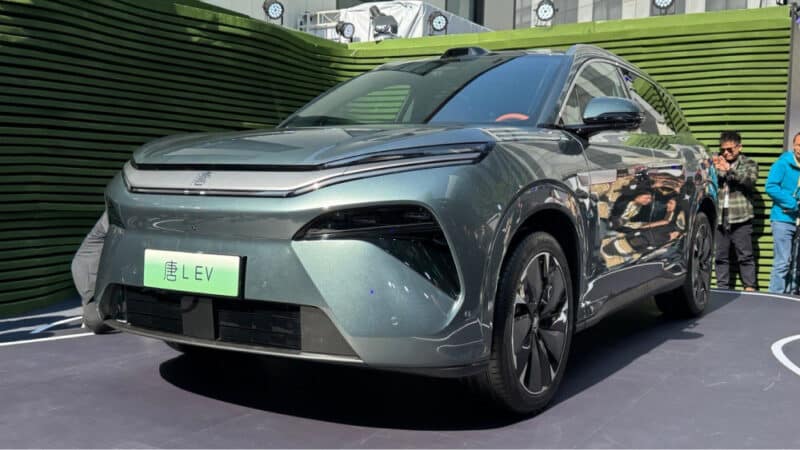 Image for Chinese Shipping Giant BYD Dominates Global Market as Carriers Pass Through Yemen