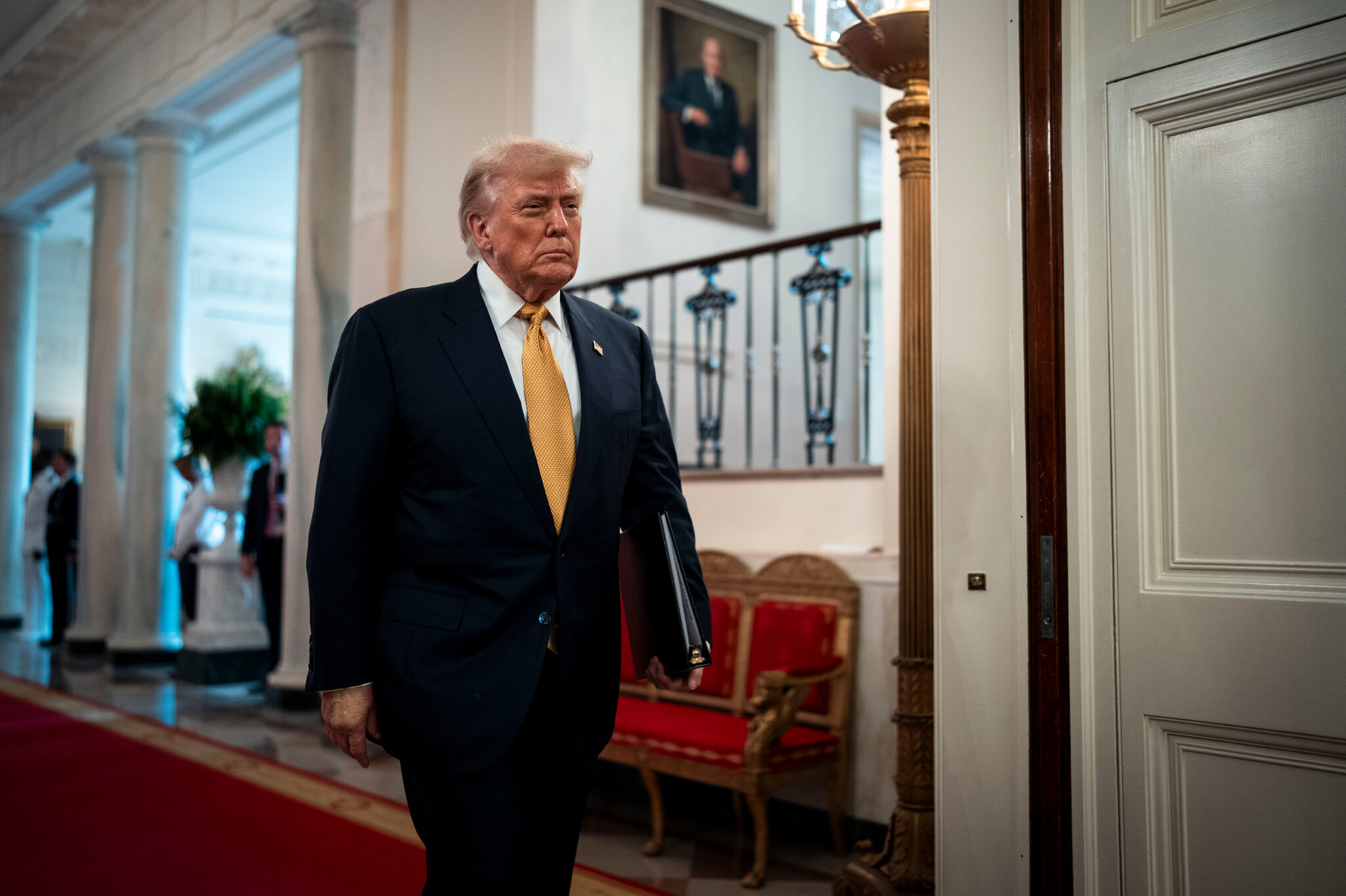 Image for Trump Administration Strategizes on Epstein Case in Urgent Meeting with Top Officials