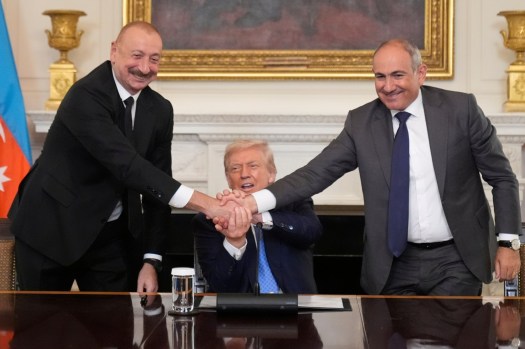Image for Armenia and Azerbaijan Forge Historic Peace Deal at White House, Opening Key Transit Routes