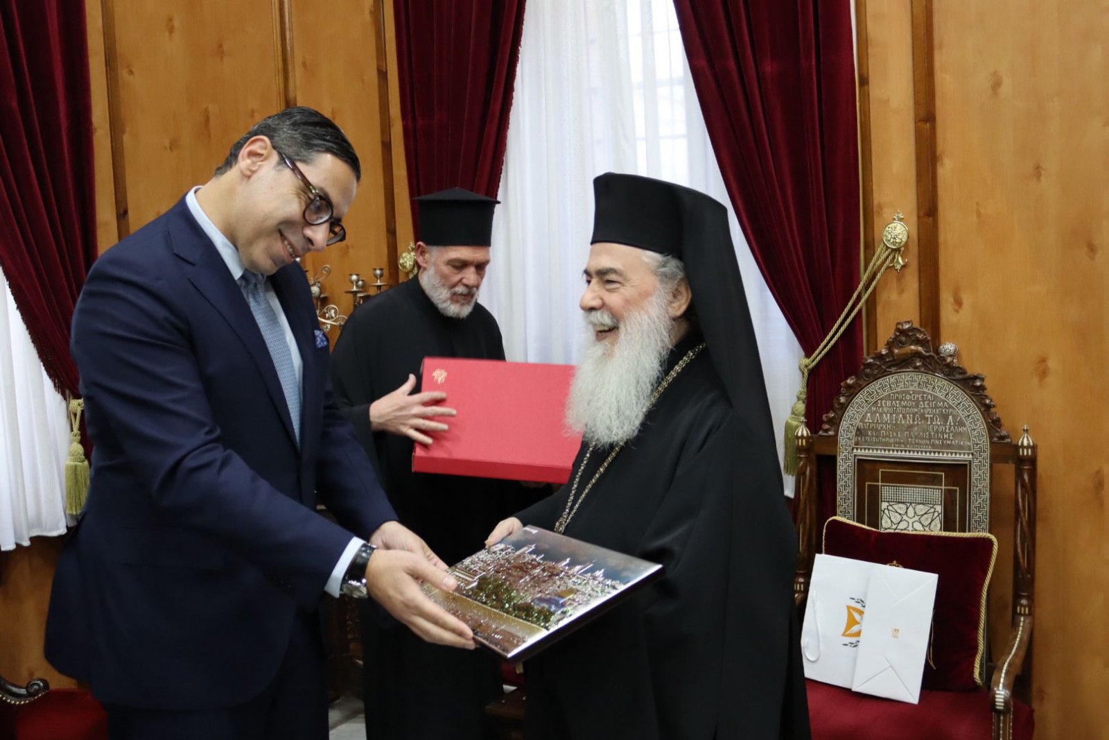 Image for Jerusalem Municipality Freezes Patriarchate