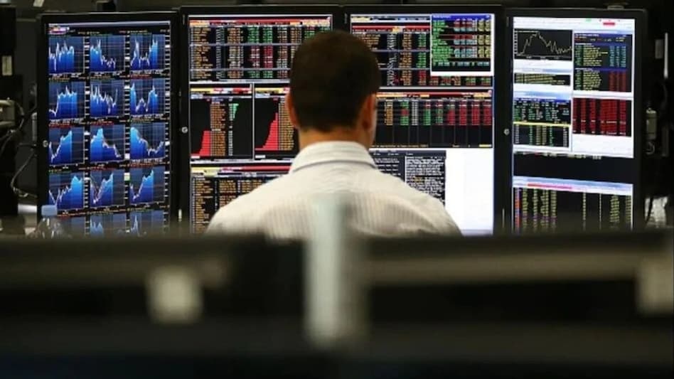 Image for India Sells $20 Billion in U.S. Treasuries, Boosts Gold Reserves