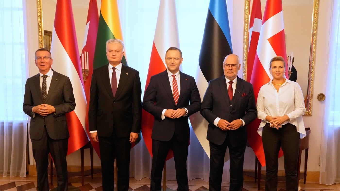 Image for US Cuts Security Aid to Eastern Europe, Urges Countries to Self-Fund