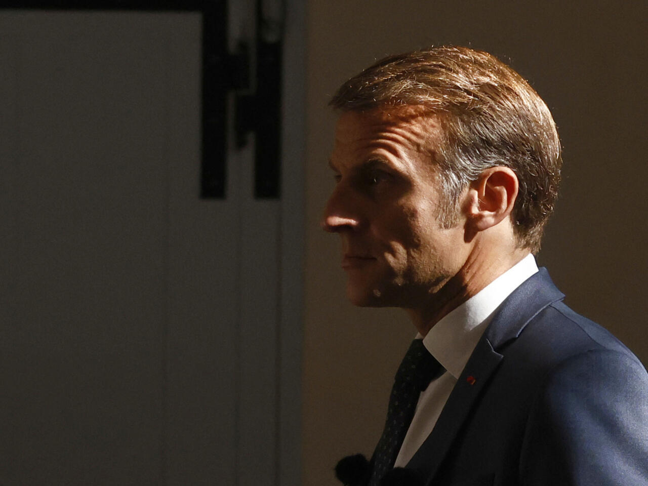 Image for Emmanuel Macron to call snap election on November 16th or 23rd