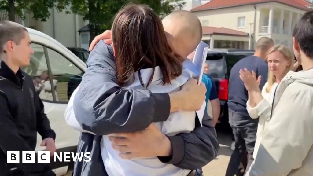 Image for Lithuania cuts support for Sergey Tikhanovsky after his enclave proposal