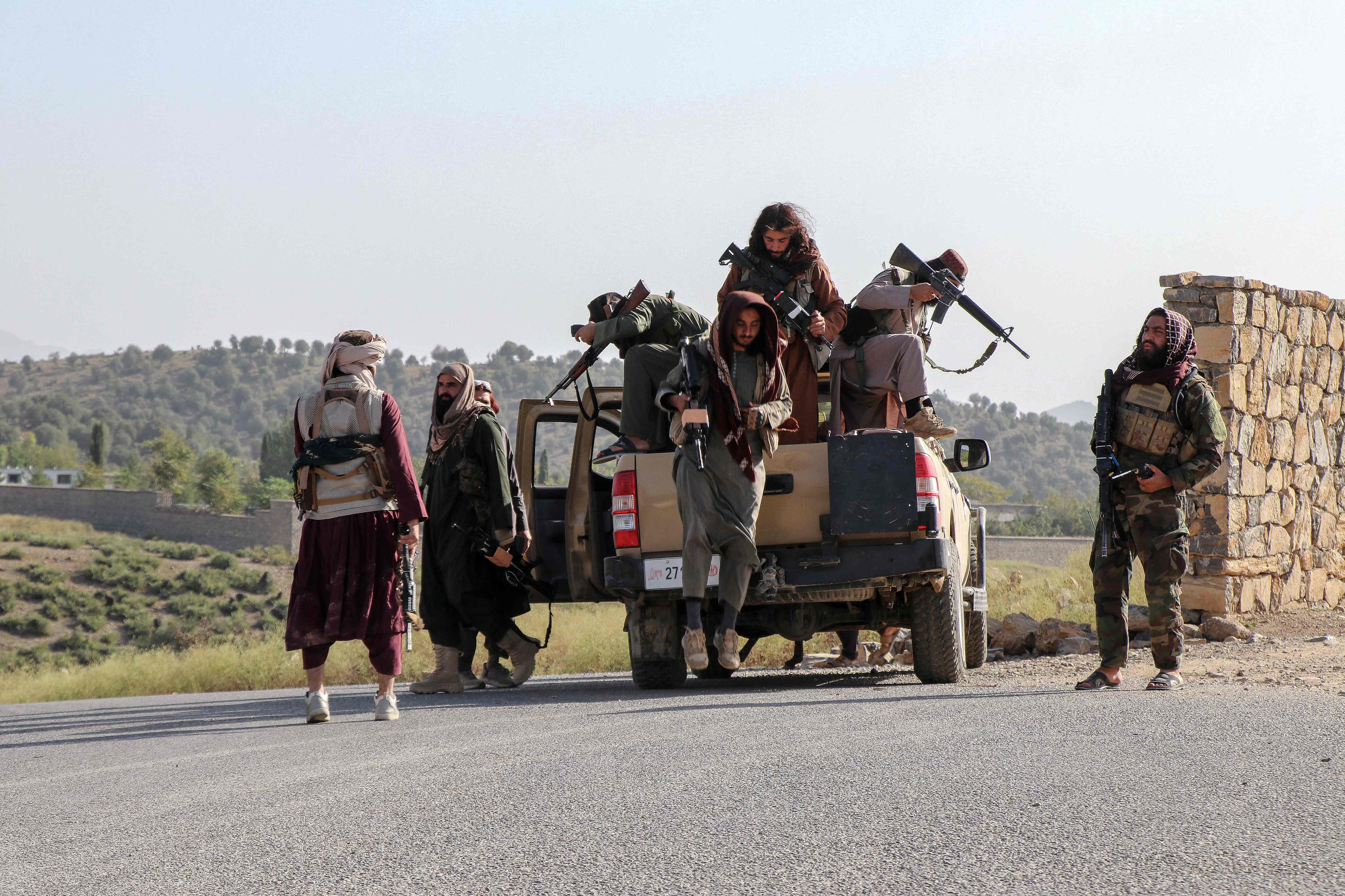 Image for Pakistan and Afghanistan engage in border clashes; casualties reported