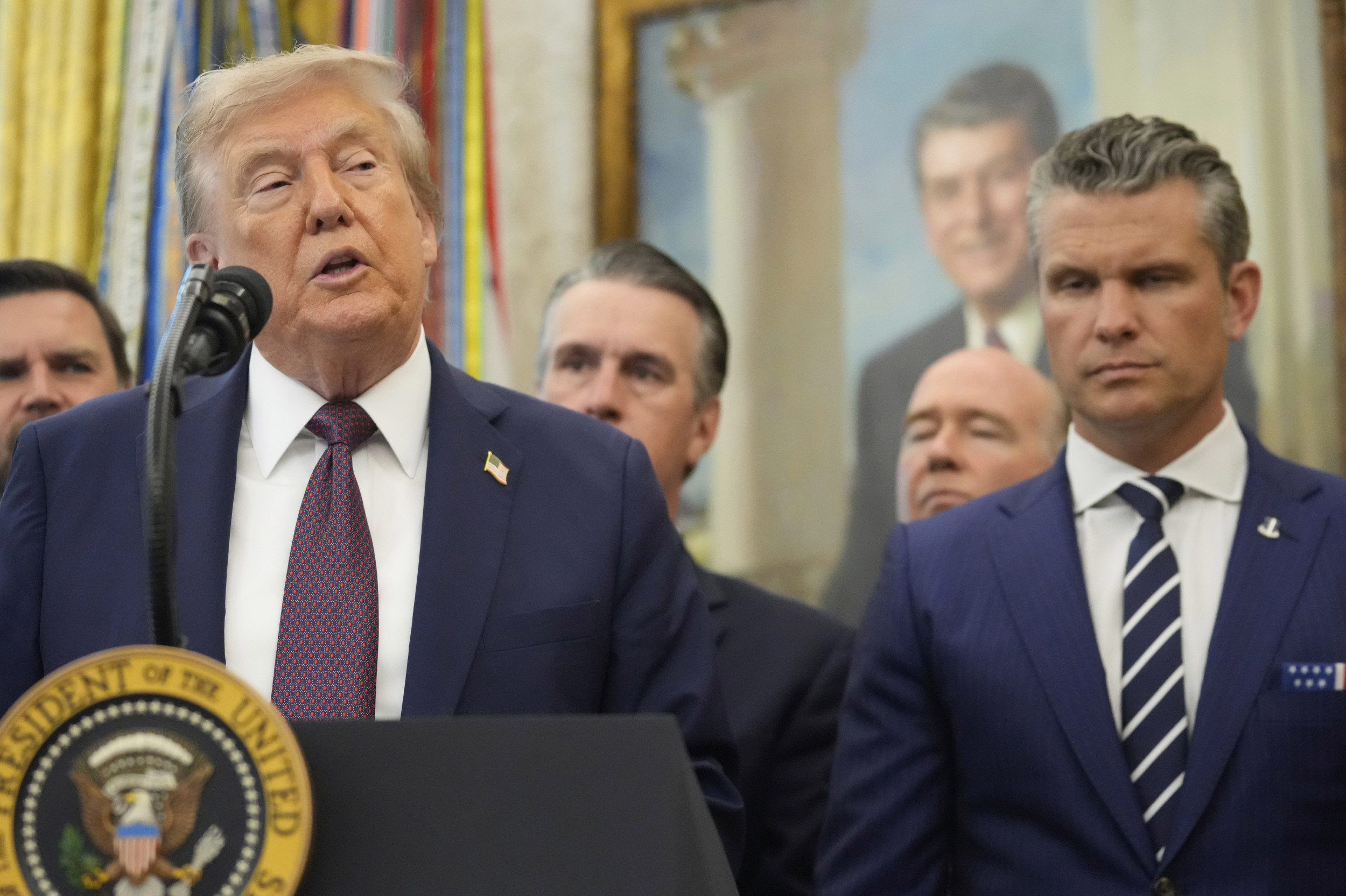 Image for Trump admin identifies Venezuelan military targets for potential airstrikes