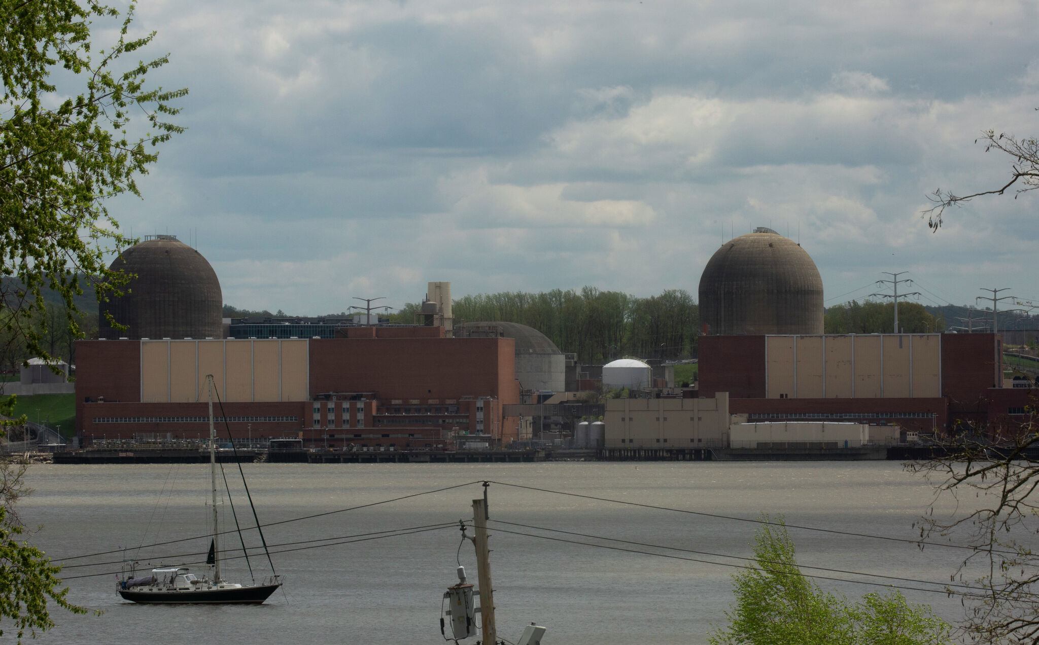 Image for Federal judge approves release of 45,000 gallons of radioactive water into Hudson River
