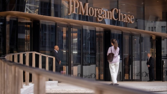Image for JPMorgan requires biometric data from employees to enter new headquarters