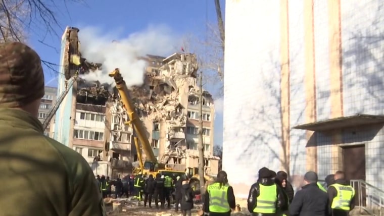 Image for Trump approves 28-point peace plan for Russia and Ukraine