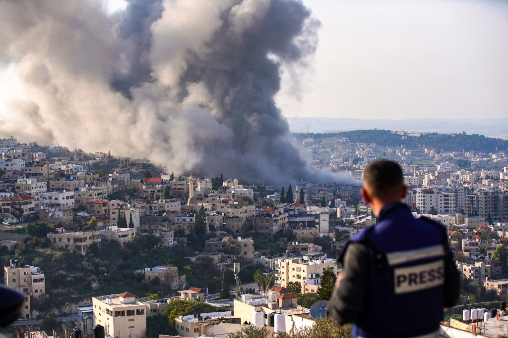 Image for Israeli military conducts major raids in West Bank despite Trump’s orders