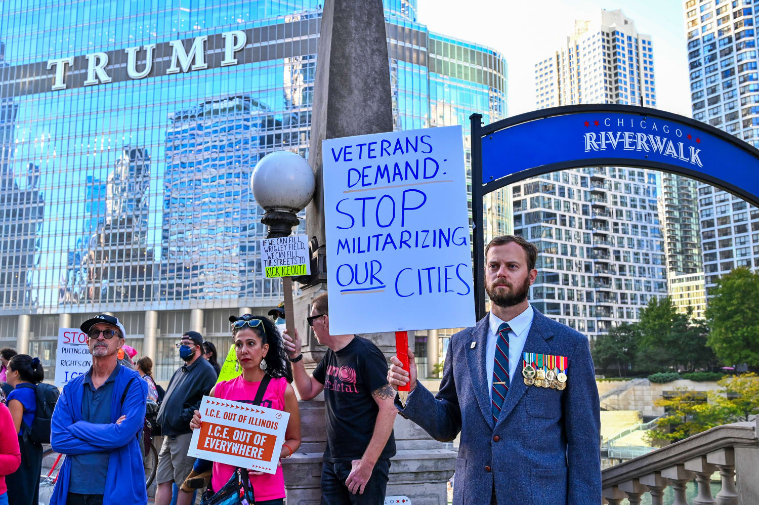 Image for Many Democrats threaten unrest unless ICE is removed from cities