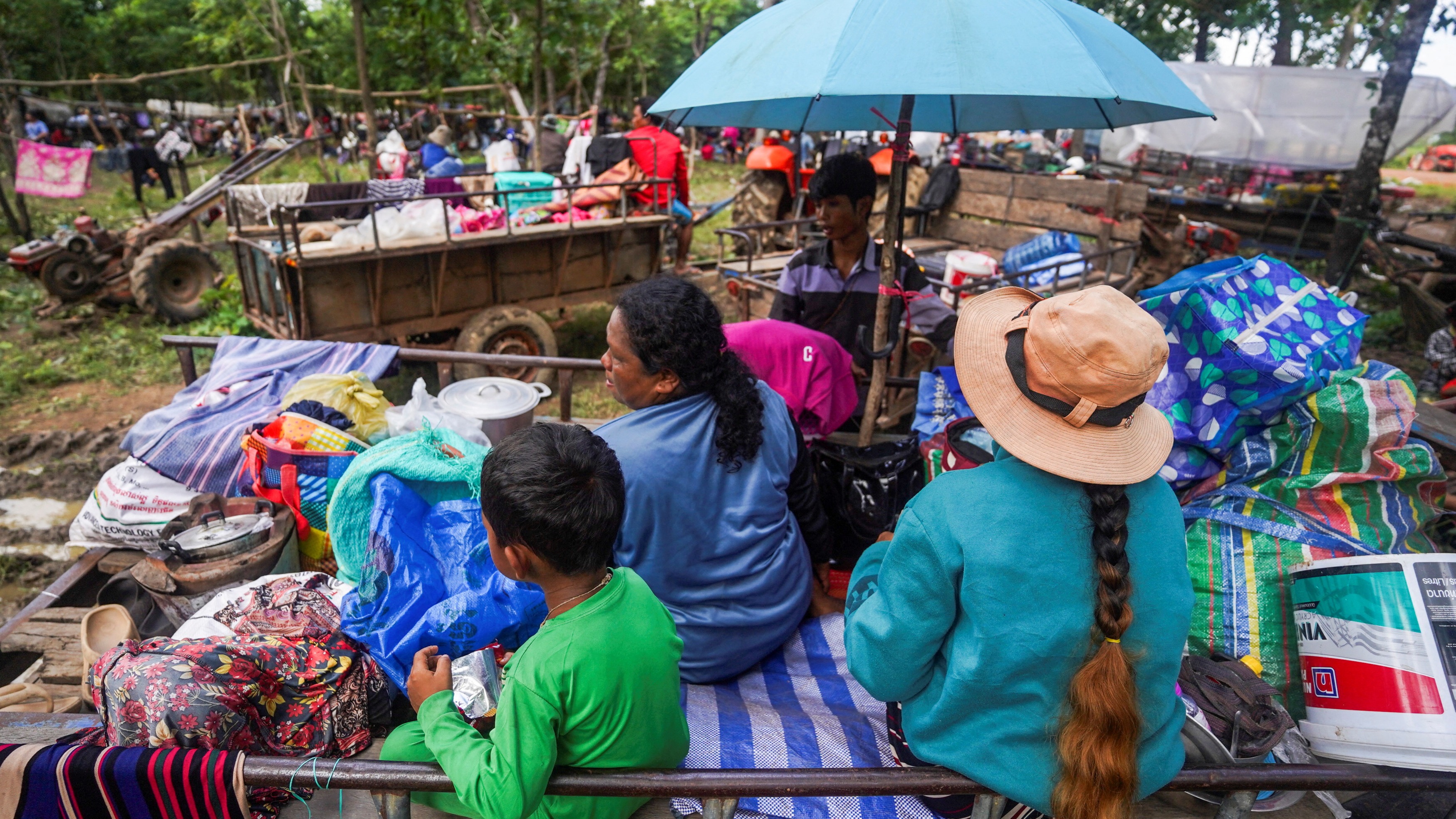 Image for Over 130,000 Evacuated from Thai-Cambodian Border as Crisis Deepens