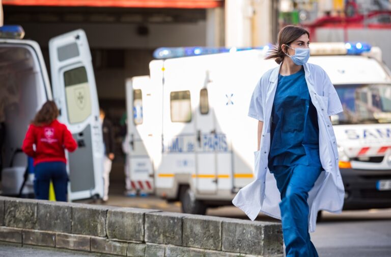 Image for French Hospitals Brace for Potential War in Europe by March 2026