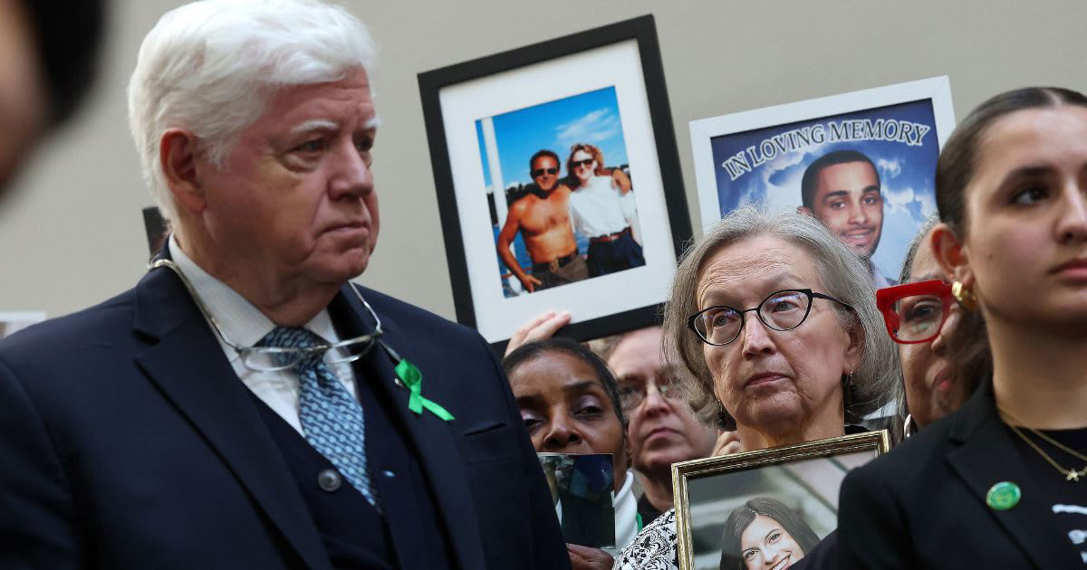 Image for Active Incident at DNC Headquarters Forces Staff to Shelter in Place