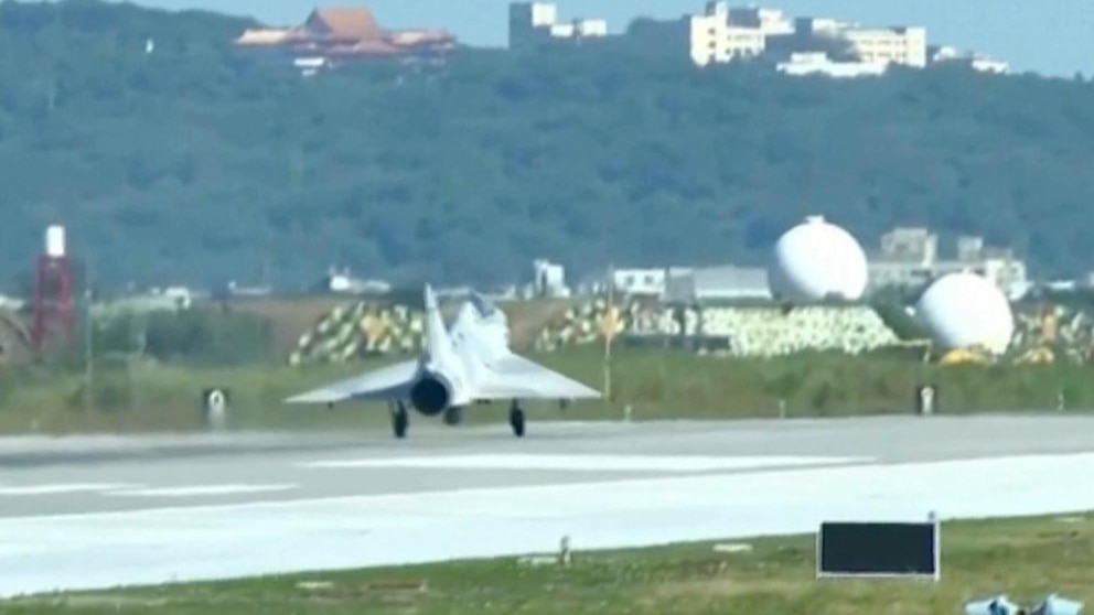 Image for China announces successful completion of military drills around Taiwan