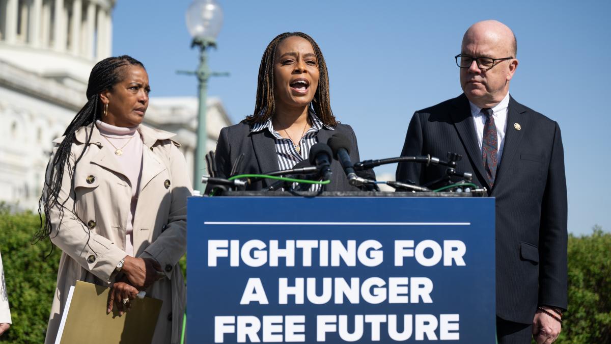 Congresswoman Brown Introduces Bill Blocking Republican Plan ...