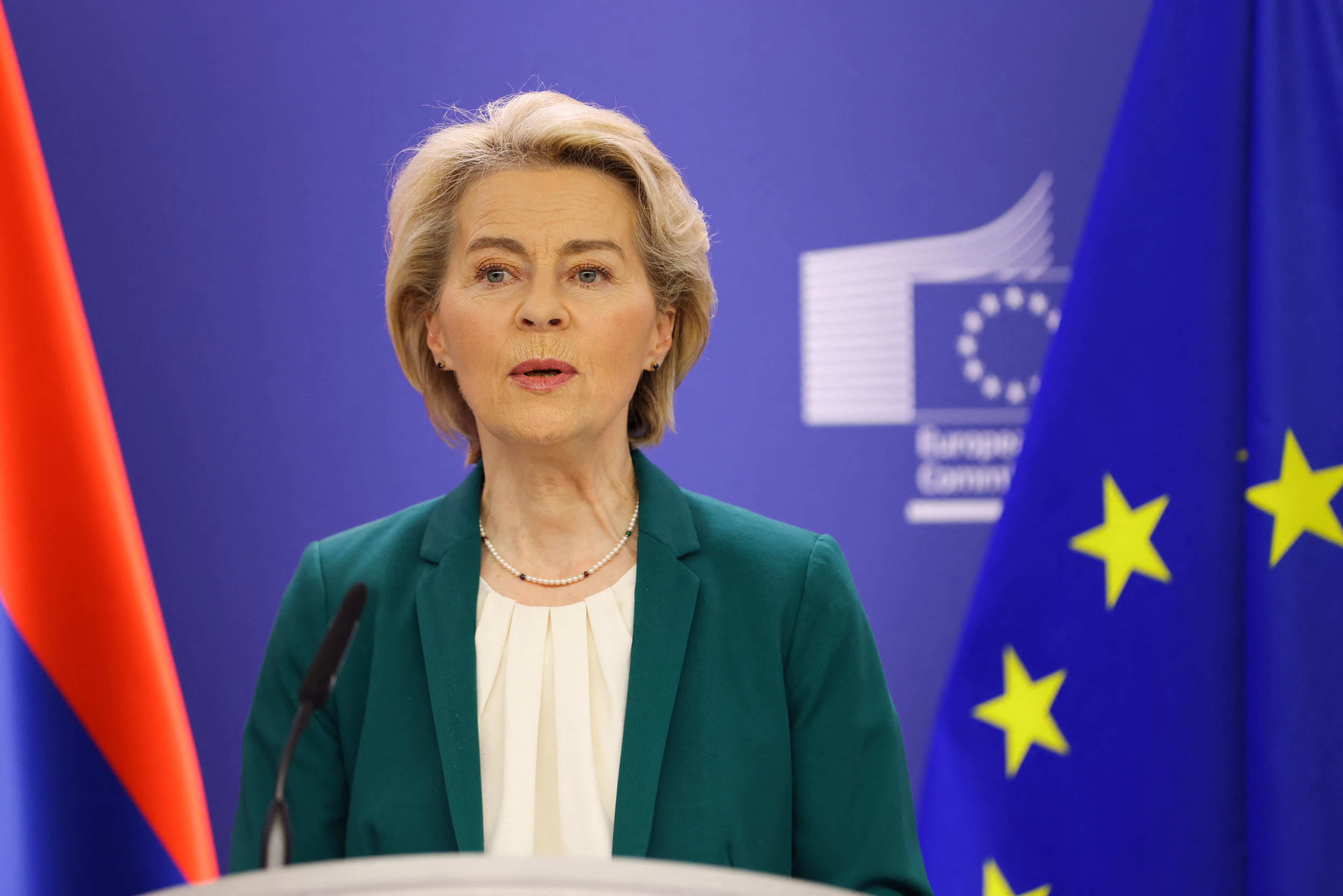 EU lawmakers urge von der Leyen to drop business envoy in ...