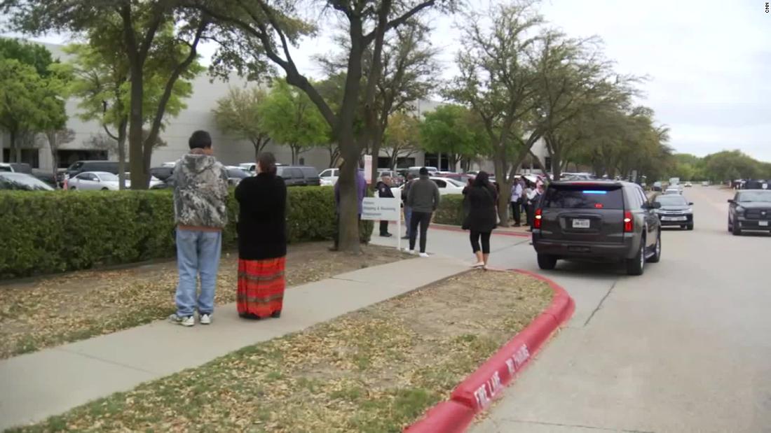 Texas: 280 inmigrantes fueron detenidos tras operativo ICE - CNN Video