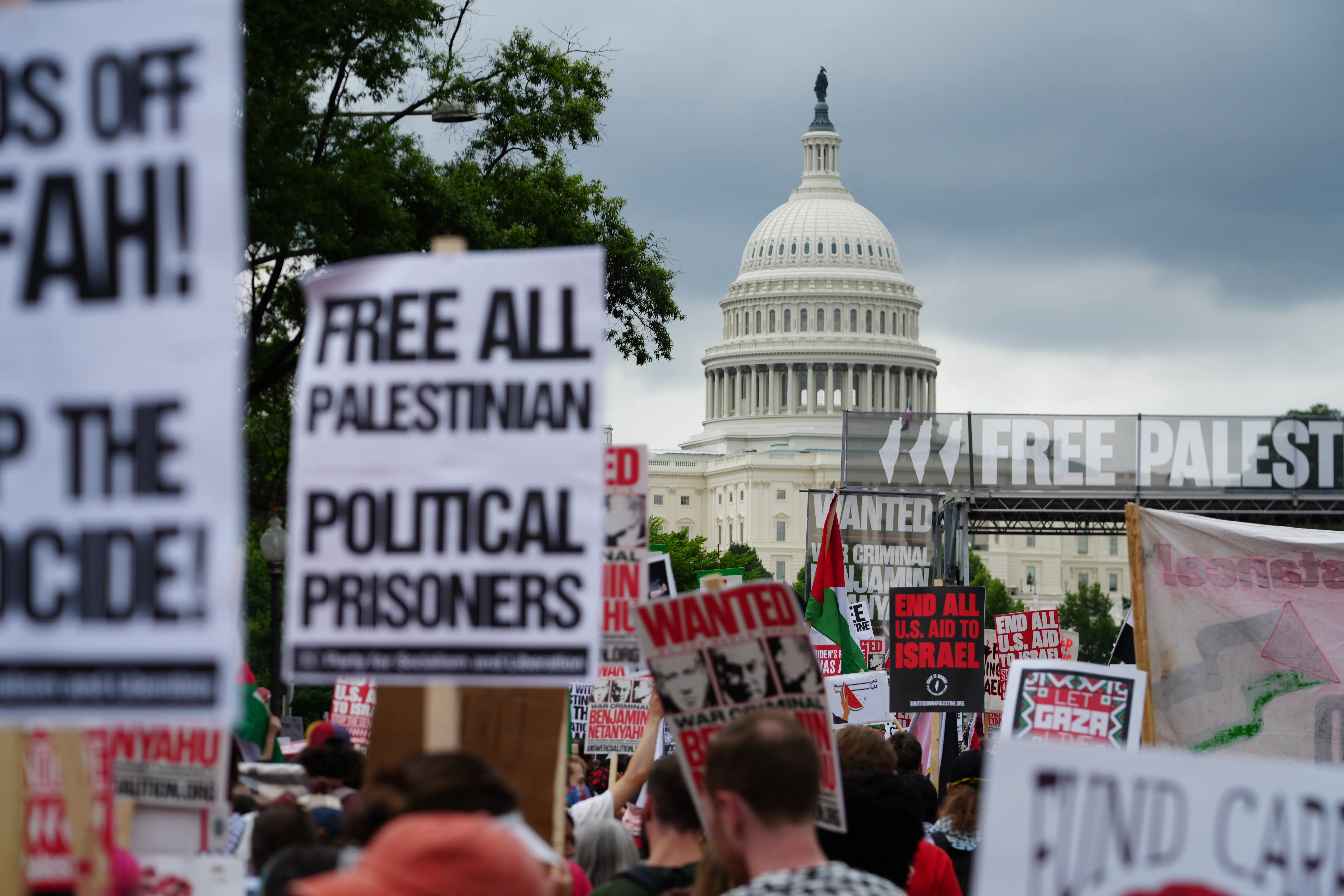 Netanyahu visit, speech to Congress spark protests of thousands