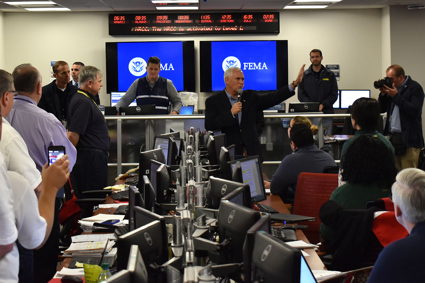 Breaking news coverage: fema headquarters response