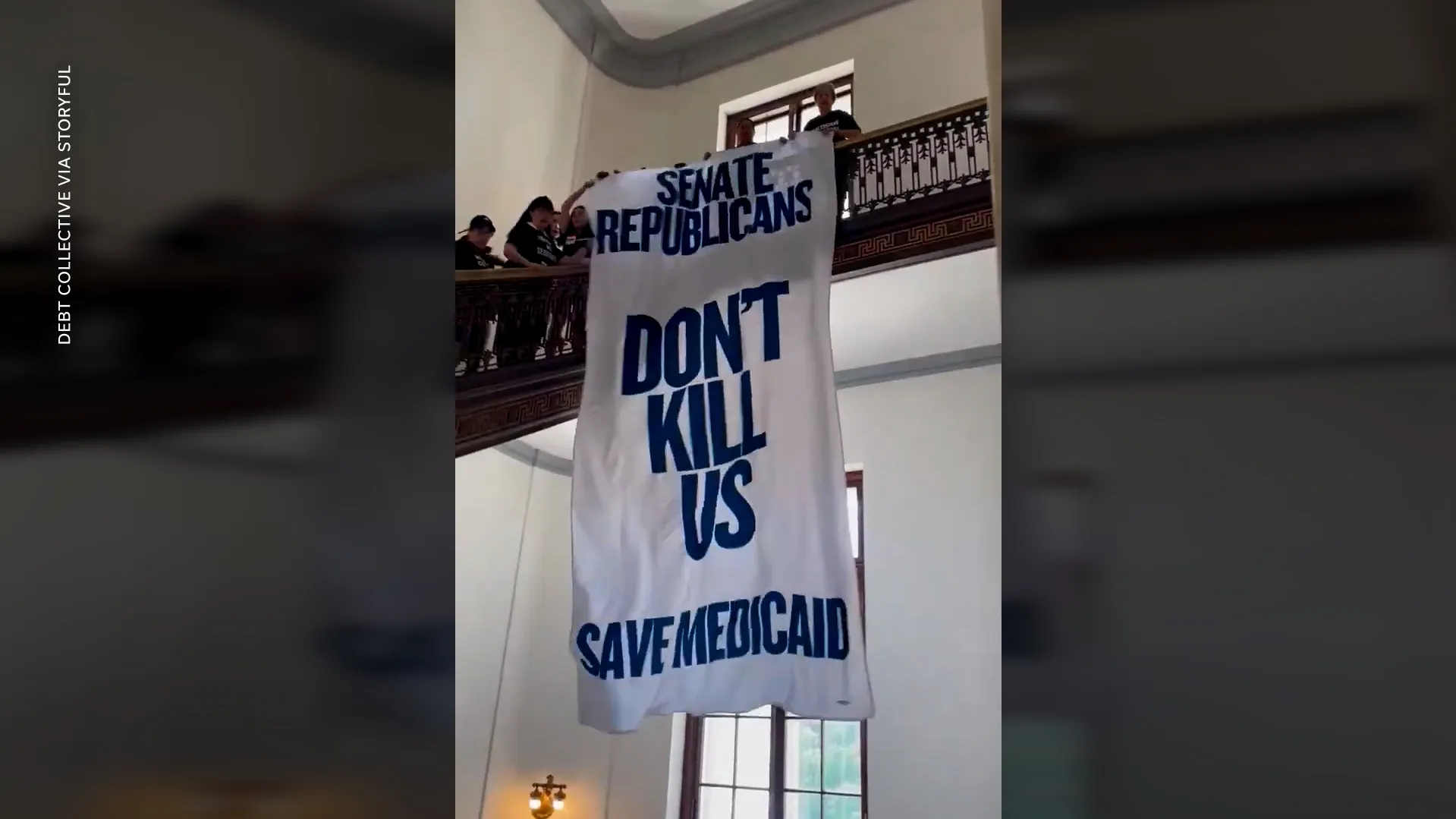 Capitol Police pull banner from 
