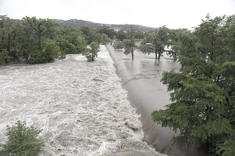 On the rise: Heavy rains wreak havoc along Kerr County waterways ...