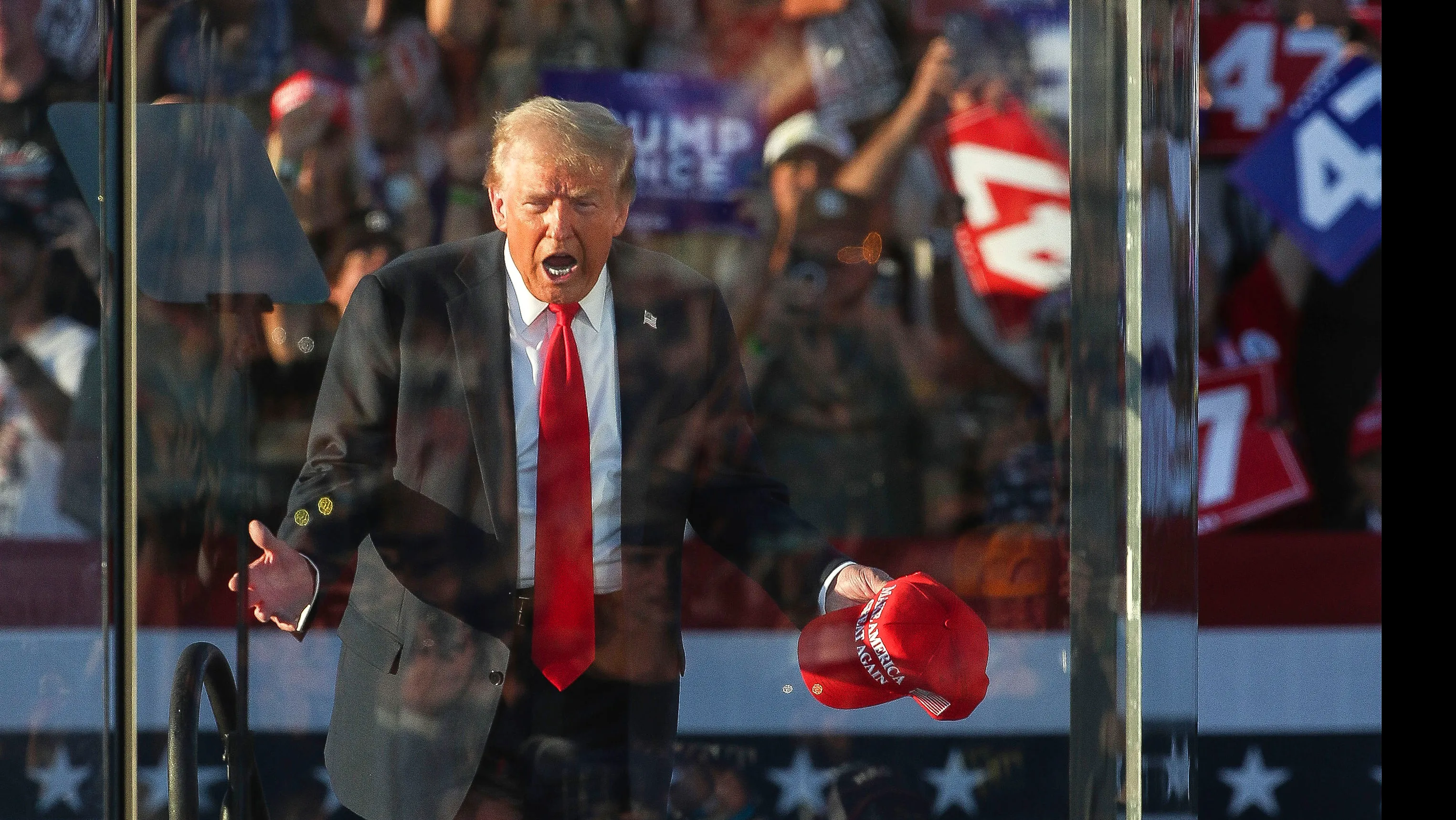 Biggest sanctuary cities brace for Trump deportations